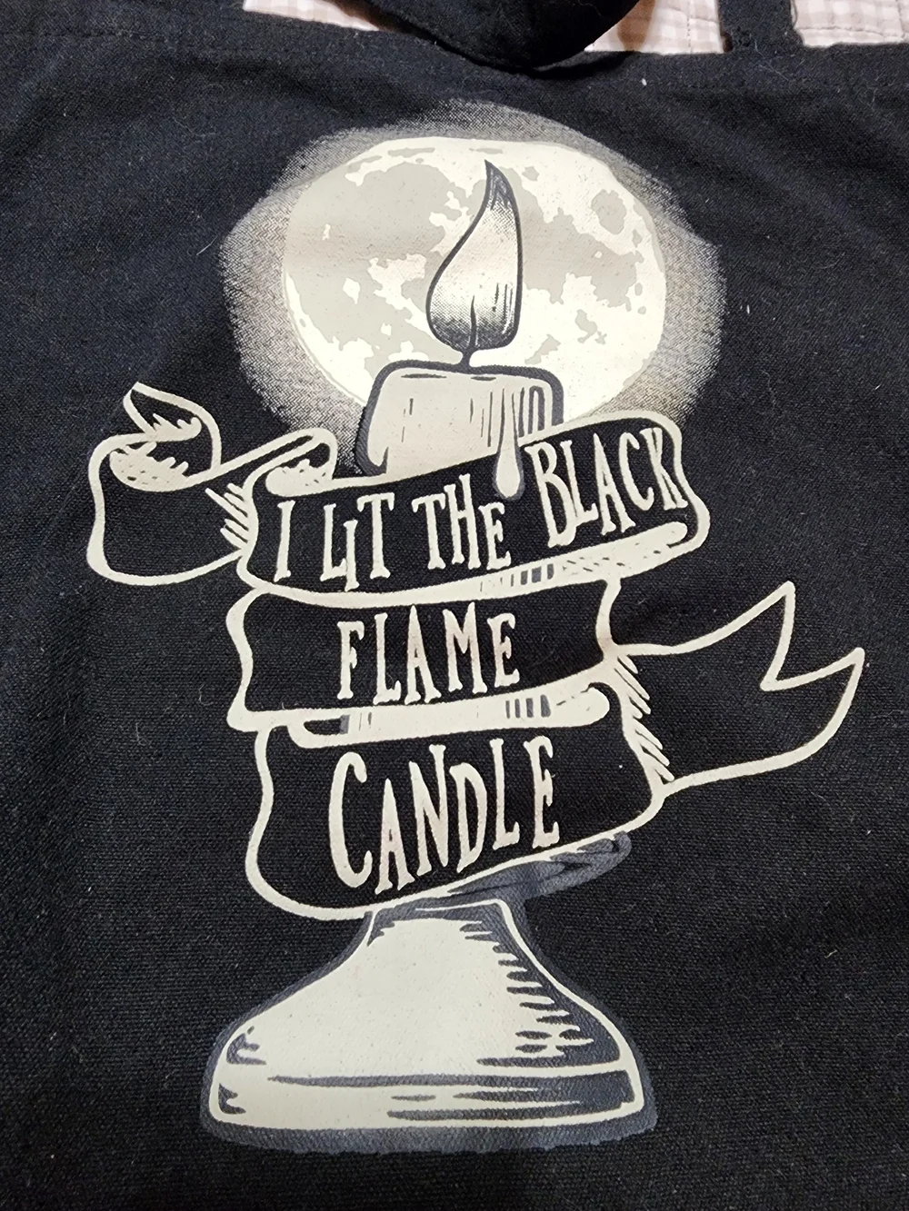 Hocus Pocus black flame candle tote